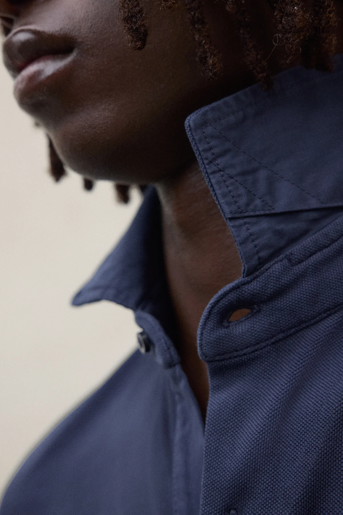 CAMISA NEW GOTHAM AZUL MARINO - Image 4